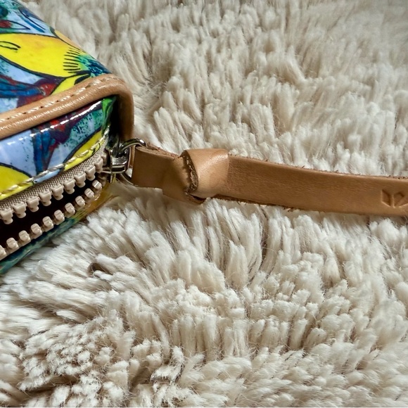 NWOT Consuela Sawyer design Sunflower Floral Colorful Wristlet - Picture 5 of 5